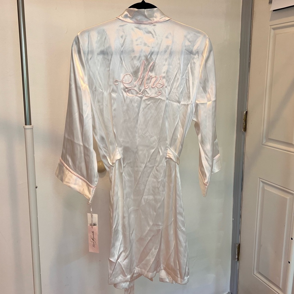 Linea Donatella “Mrs.” Embroidered Satin Robe size M